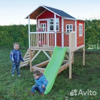 Детский игровой домик из дерева