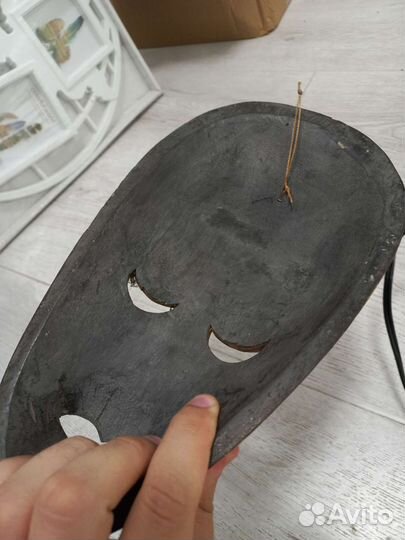 Маска интерьерная (Шри Ланка) деревянная