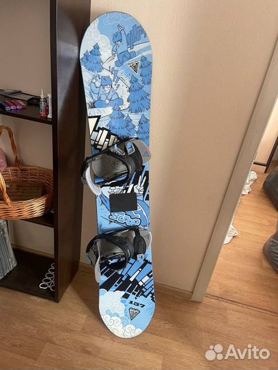 Сноуборд с креплением