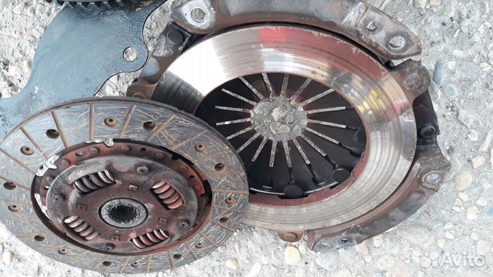 Маховик cd17 nissan sunny b11