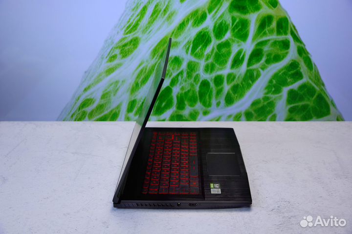 Ноутбук MSI Thin для игр / RTX 3060 / Core i5