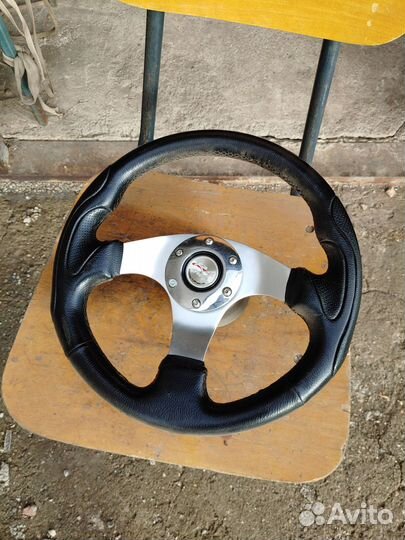 Руль спортивный r-1 sport на ваз
