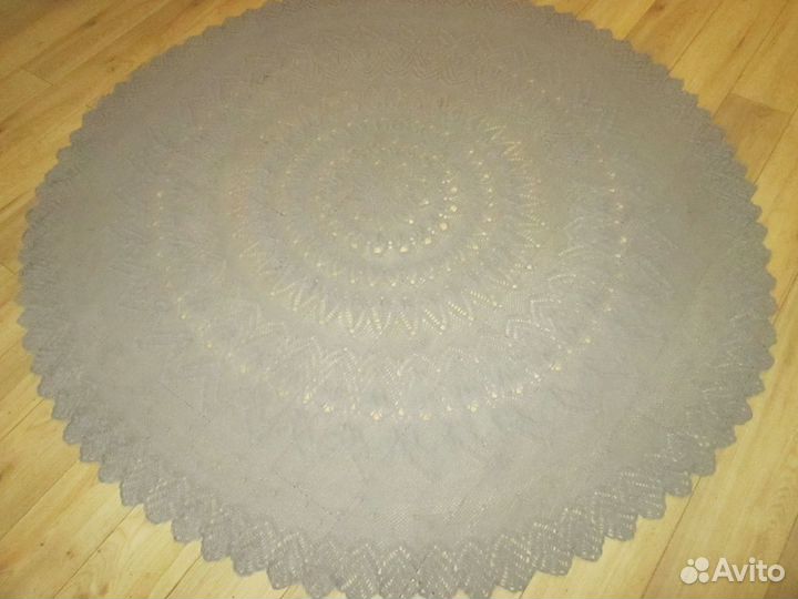 Скатерть вязаная крючком d1,7 м, хлопок 100