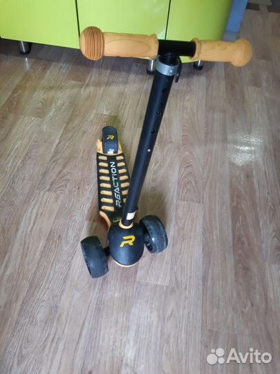 Самокат детский трехколесный