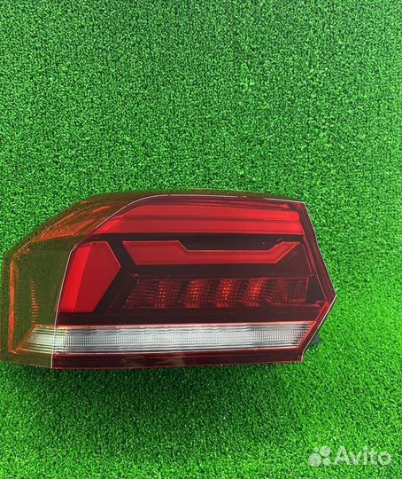 Фонарь левый Поло 6 (20+)