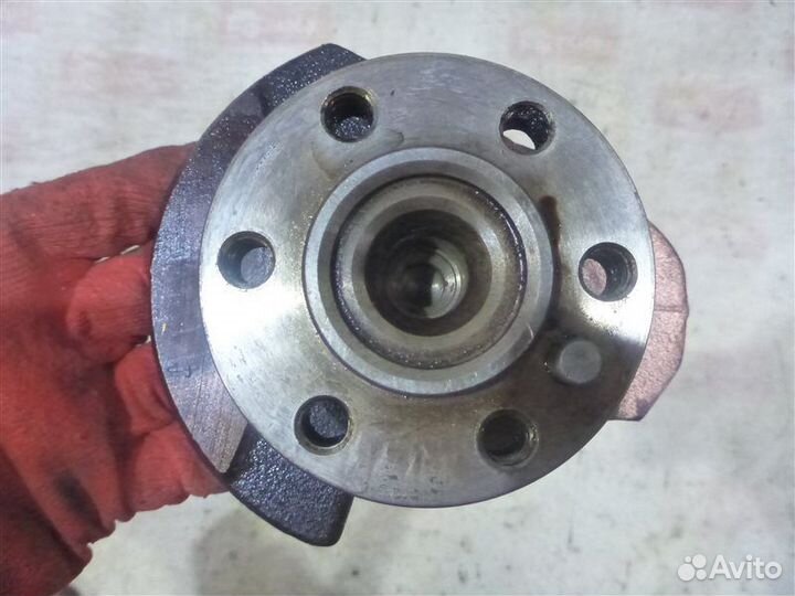 Коленвал Citroen Berlingo B9 1.6 2010