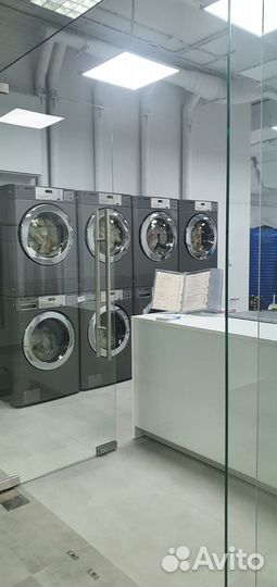 Сотрудник прачечной