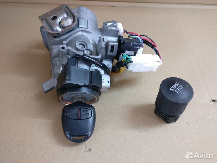 Ключ и замок зажигания Митсубиси ASX