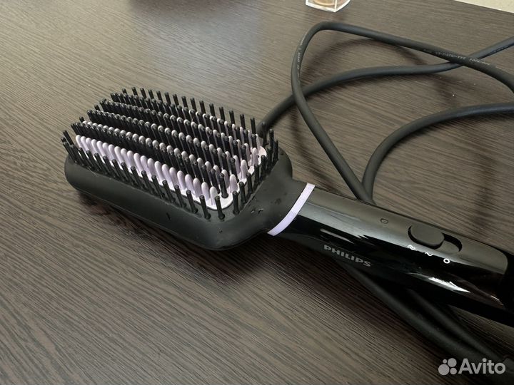 Электрическая расческа-выпрямитнль Philips