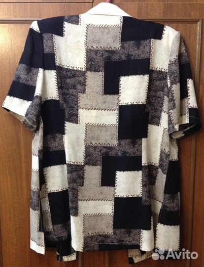 Костюм женский