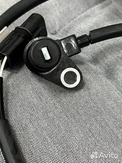 Датчики абс Lancer, Outlander, ASX