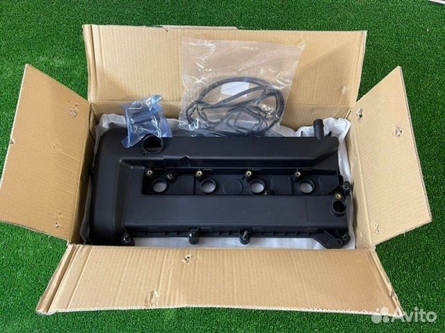 Клапанная крышка гбц Focus Mondeo C-Max 1.8-2.3