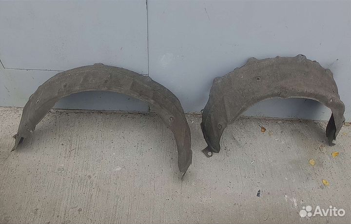 Подкрылки задние Toyota RAV4 CA40