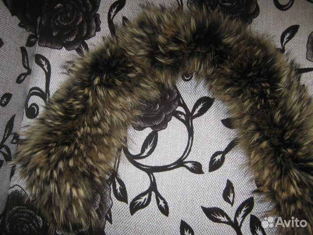 Меховой воротник енот