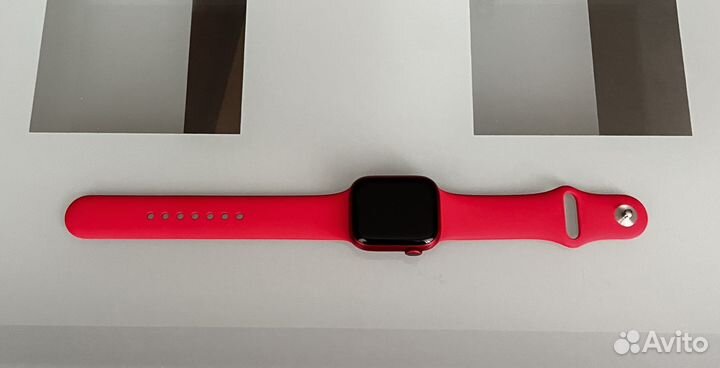 Apple Watch Series 8, 41mm, red