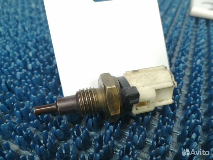 Датчик температуры охлаждающей жидкости Toyota Cam