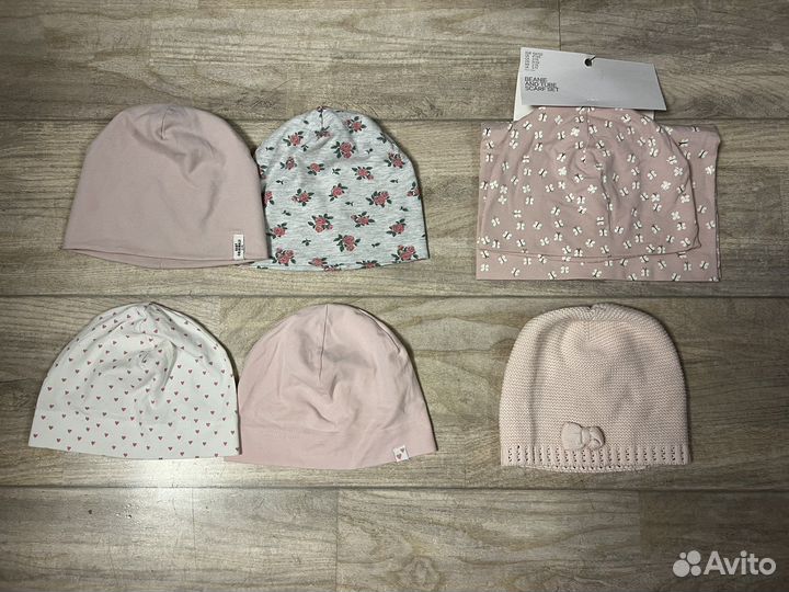 Шапочки для девочки 5 штук hm 86-92