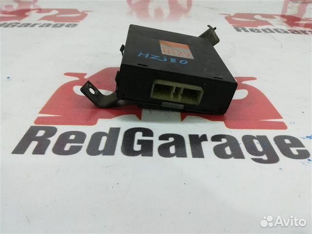 Блок управления свечами накала Toyota Land Cruiser