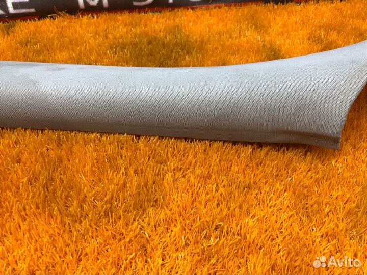 Обшивка стойки передняя левая Mercedes-Benz