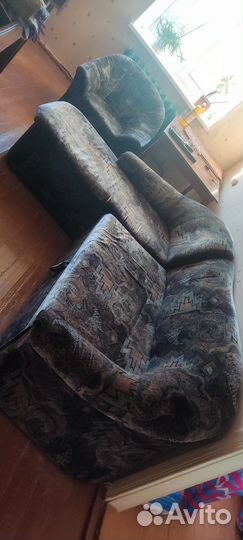 Диван с креслам бу