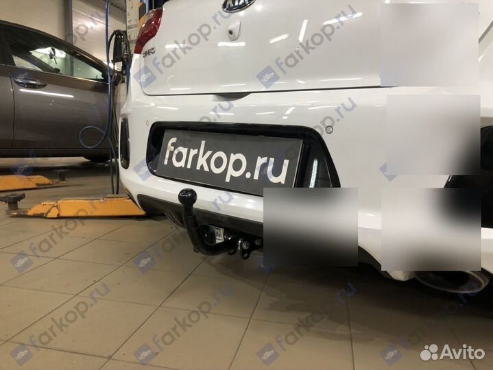 Фаркоп на Kia Ceed
