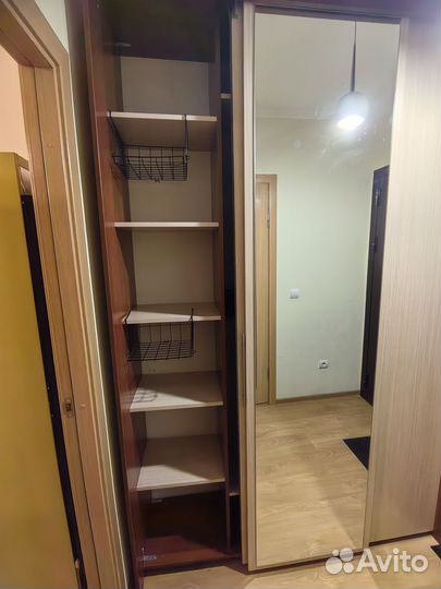 Шкаф купе с зеркалом в прихожую бу