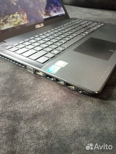 Ноутбук Asus