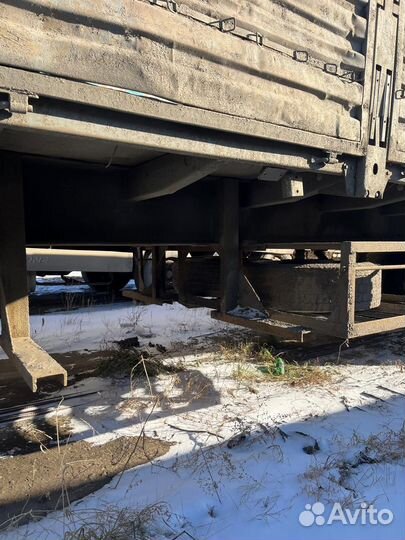 Полуприцеп бортовой Нефаз 9334, 2010