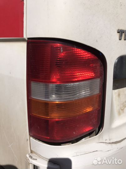 Задние фонари на volkswagen transporter t5