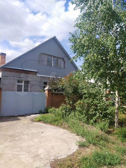 Дом 254 м² на участке 10 сот.