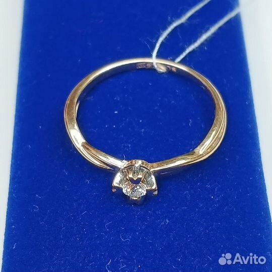 Золотое кольцо 585 с бриллиантом 0.081Кт 16,5