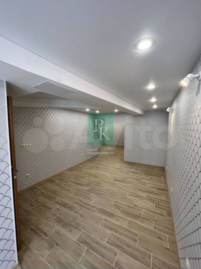 Помещение свободного назначения на Колобова