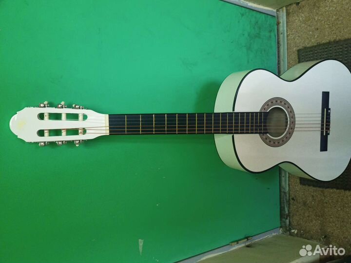 Классическая гитара