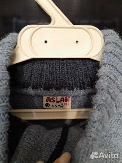 Джемпер новый