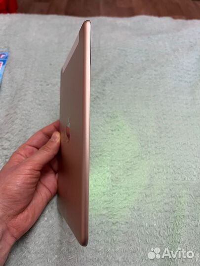 iPad mini 4 128gb cellular