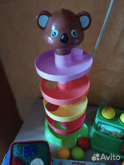 Развивающие игрушки для малышей пакетом