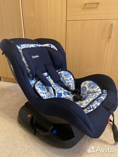 Детское автокресло группа 1 0-18 кг