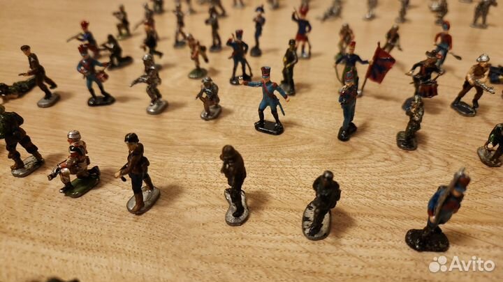 Солдатики оловянные СССР 95 шт + пластик 45 шт