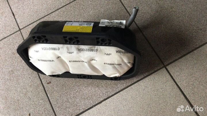 Подушка безопасности пассажира Опель Зафира С