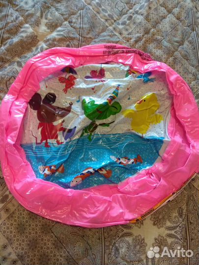 Надувной мини-бассейн до 2-х лет