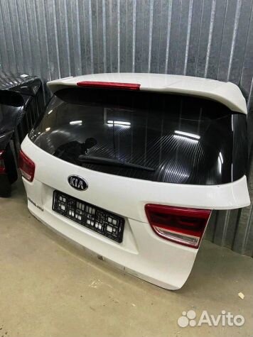 Крышка багажника Киа Соренто Прайм