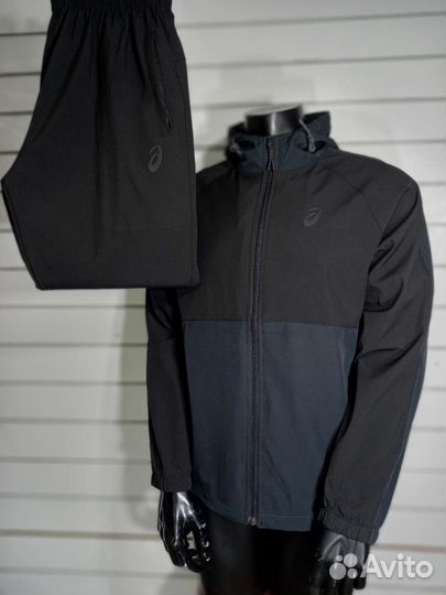 Спортивные костюмы