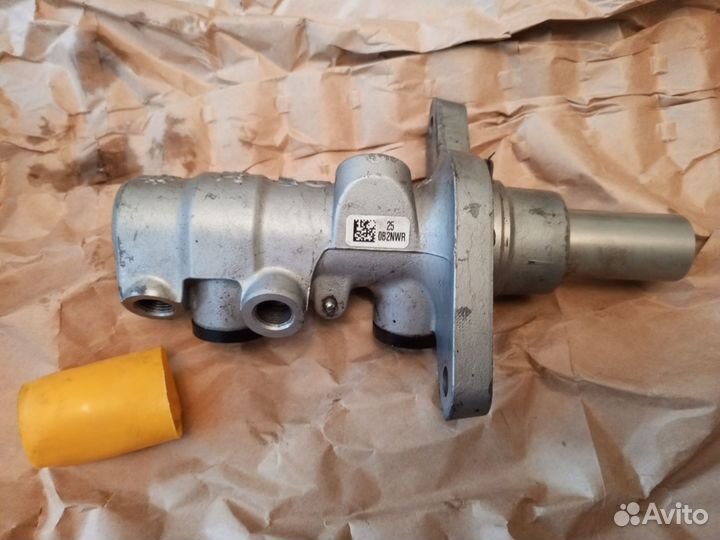 Вакуумный усилитель тормоза главный цилиндр tiguan