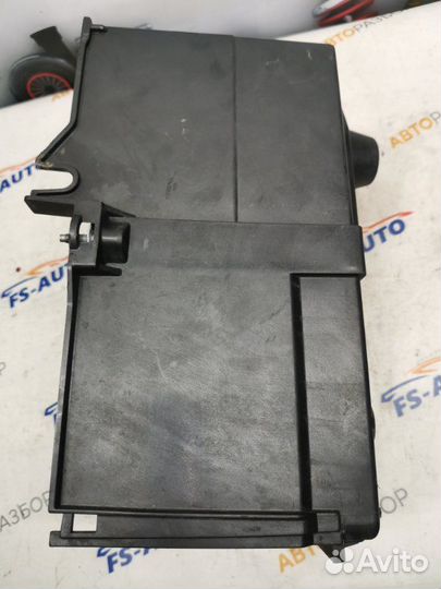 Короб аккумулятора Ford Focus 3 1.6 pnda 2012