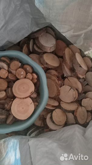 Спилы дерева для декора