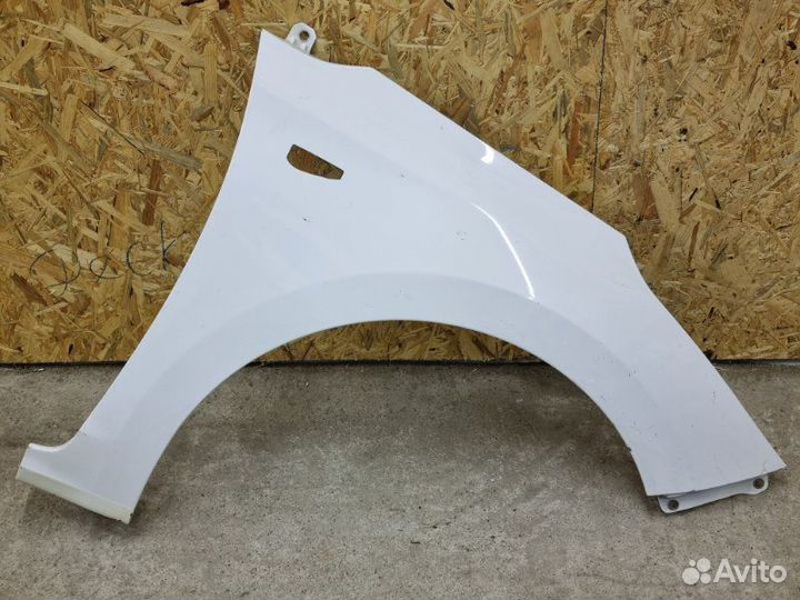 Крыло переднее правое Hyundai Solaris 2