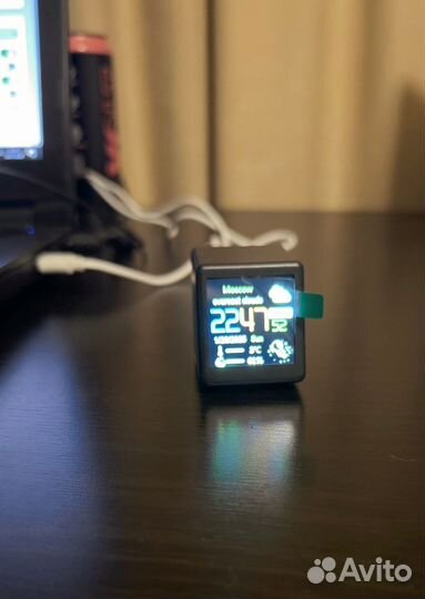 Часы настольные IPS