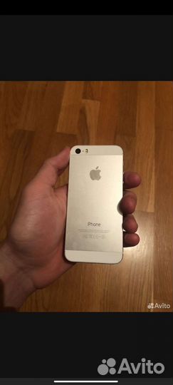 Телефон iPhone 5s