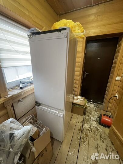 Холодильник встраеваемый gorenje