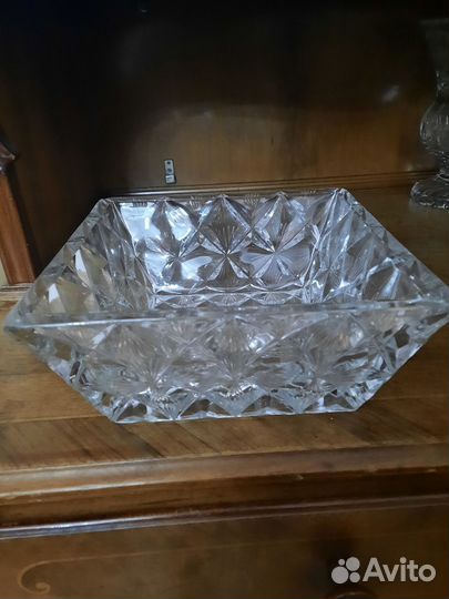 Хрустальная ваза